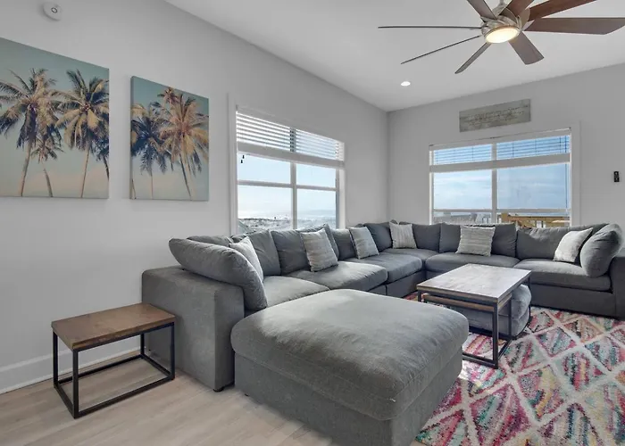 Apartment Beachfront 10br Oasis W Private Pool Sleeps 24 *