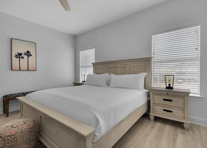 Beachfront 10br Oasis W Private Pool Sleeps 24 Gulf Shores