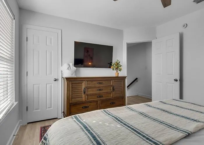 Beachfront 10br Oasis W Private Pool Sleeps 24 Gulf Shores