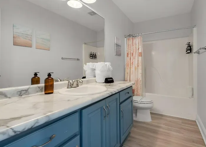Apartment Beachfront 10br Oasis W Private Pool Sleeps 24