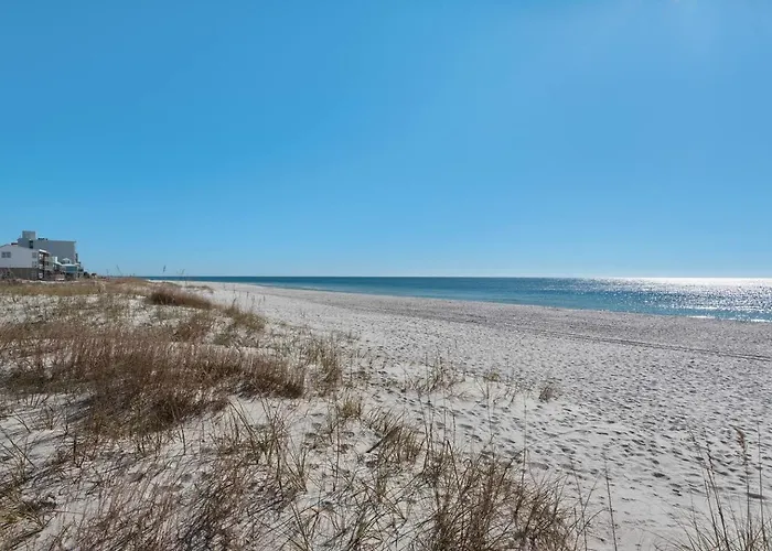 Beachfront 10br Oasis W Private Pool Sleeps 24 *